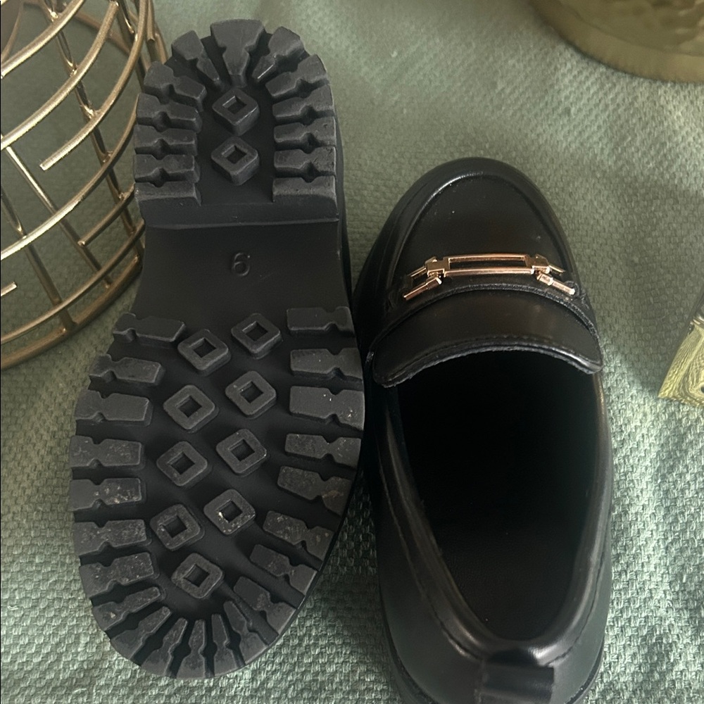 GAP Black Girls' Dress Loafers with Gold Buckle - Picture 3 of 3